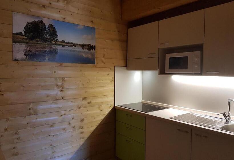 1 Bedroom Apartment Lake View, Lorica Suite Lago