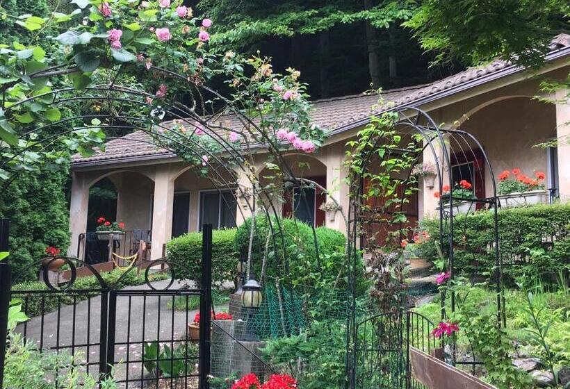 デラックスルーム, Private Hotel Rei
