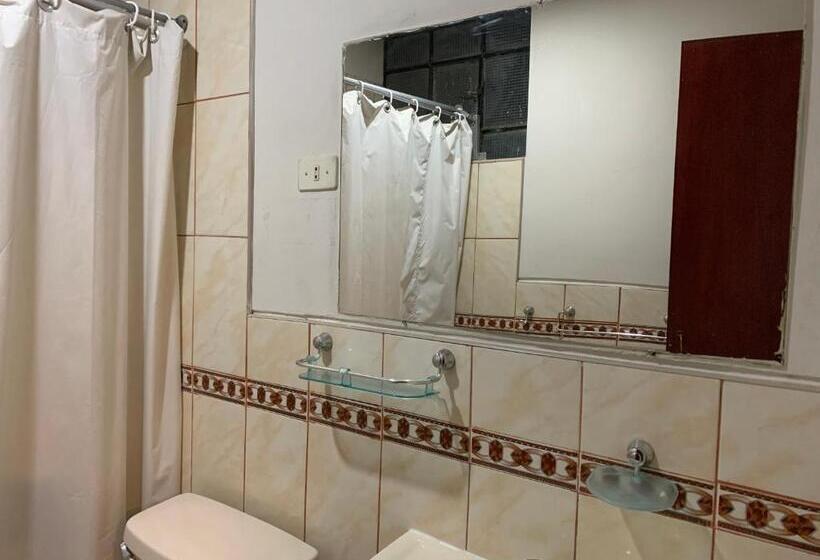 패밀리 룸, Acuario