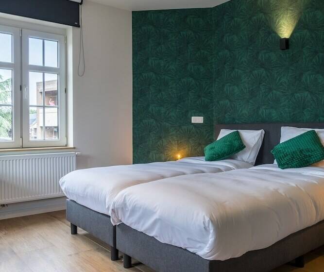 高级大房间, Huron