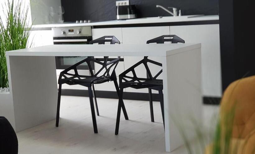 스탠다드 스튜디오, West Residence Apartments