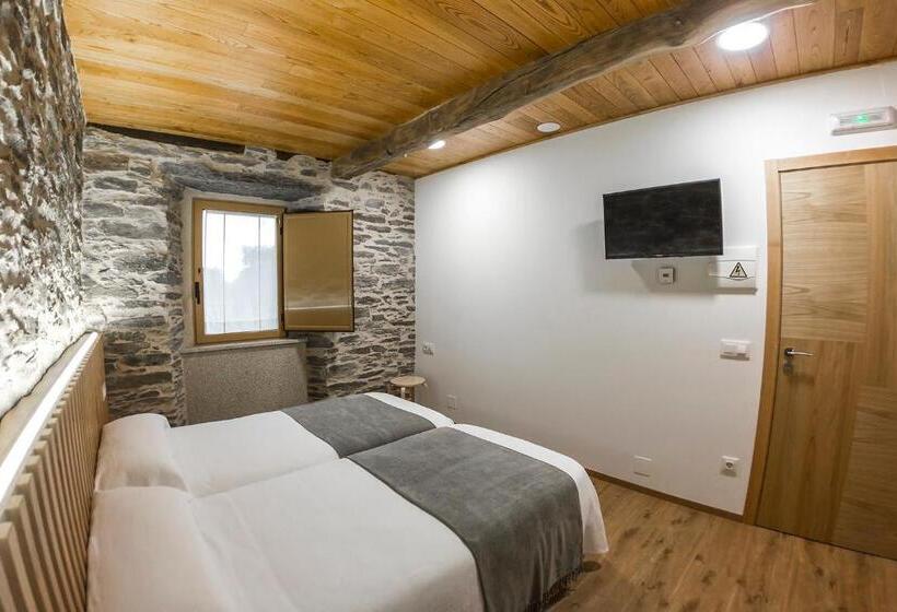 اتاق استاندارد, O Pozo