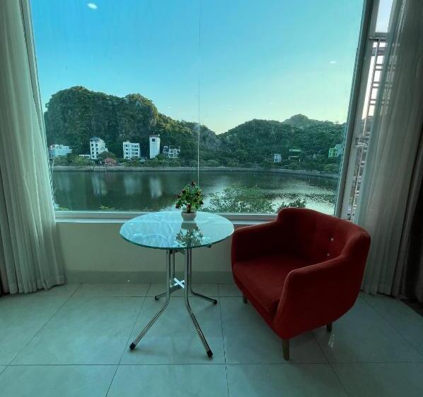 Deluxe Suite Sea View, Seoul Seaview