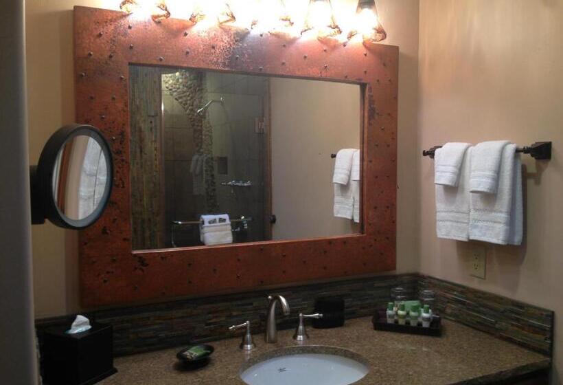 اتاق سوپریور با تخت بزرگ, Casa Sedona Inn