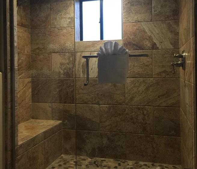 اتاق لوکس با تخت بزرگ, Casa Sedona Inn