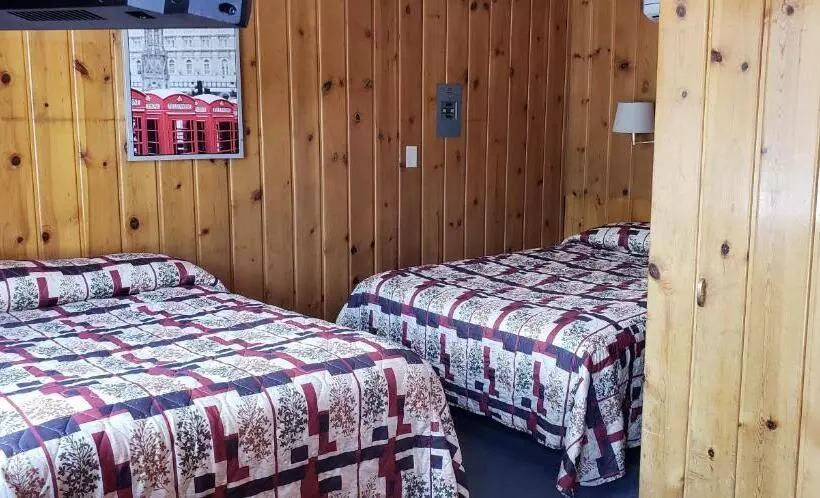 デラックスルーム, Caribou Lodge And Motel