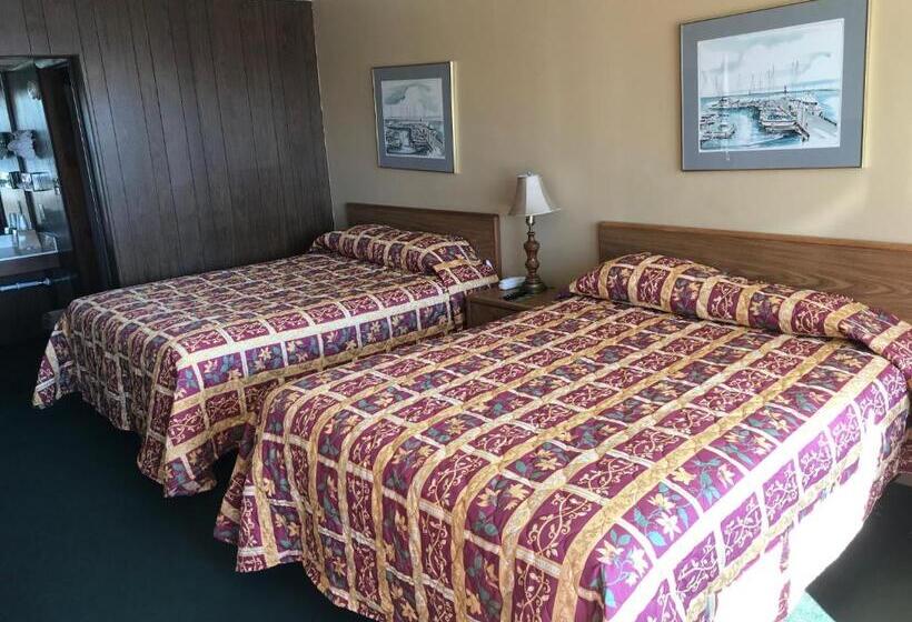 标准间, Budget Host Village Inn