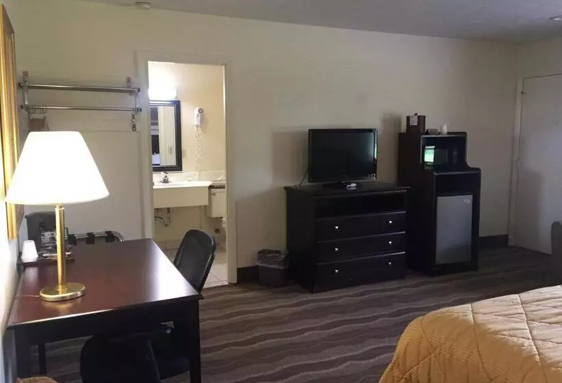 キングサイズベッドのスタンダードルーム, Budget Inn Farmington