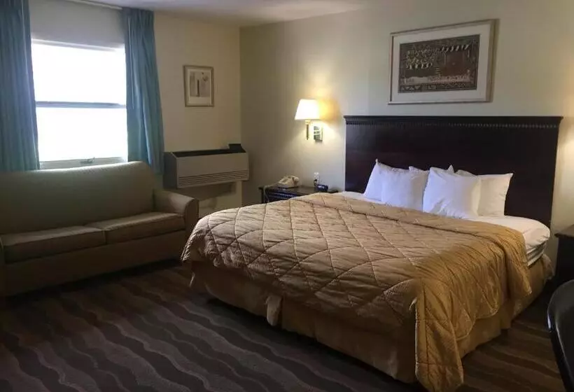 キングサイズベッドのスタンダードルーム, Budget Inn Farmington
