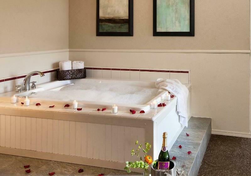 Стандартный Номер Кровать Кинг, Cambria Landing Inn And Suites
