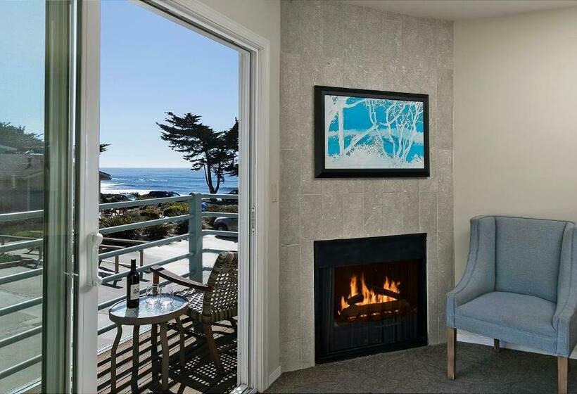 스탠다드 룸 킹사이즈 침대, Cambria Landing Inn And Suites