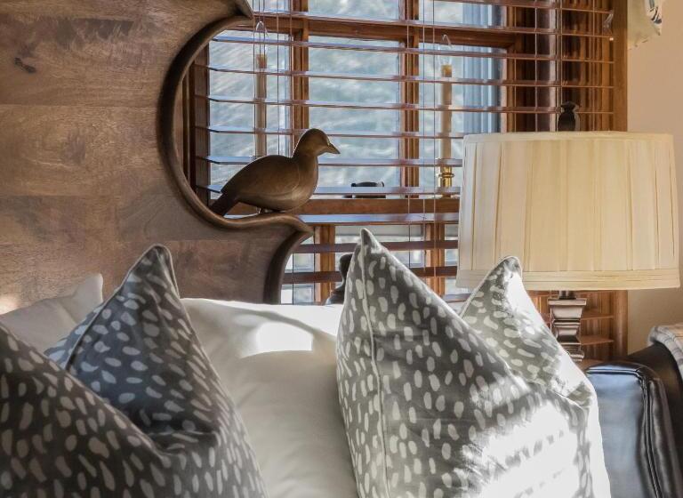 标准间, Captain Freeman Inn