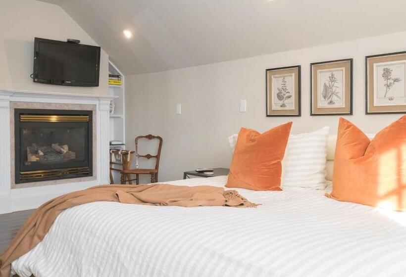 带大床的豪华间, Captain Freeman Inn