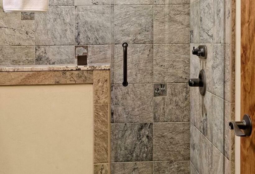 Апартаменты 1 Спальня, Cedar Glen Lodge