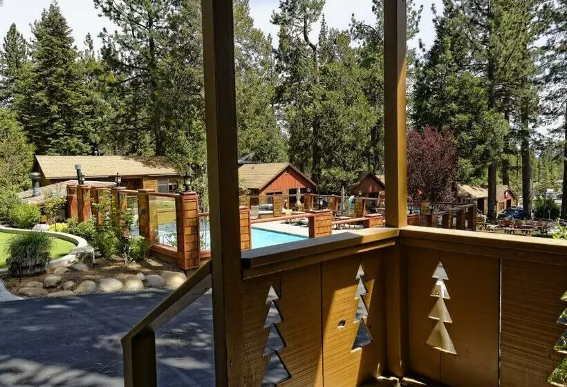 آپارتمان 1 خوابه, Cedar Glen Lodge