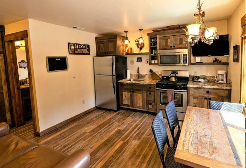 침실 1개 아파트, Cedar Glen Lodge