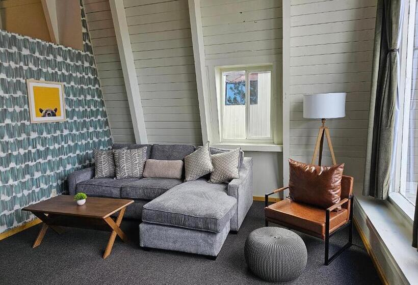 高级套房, Cinnamon Bear Inn