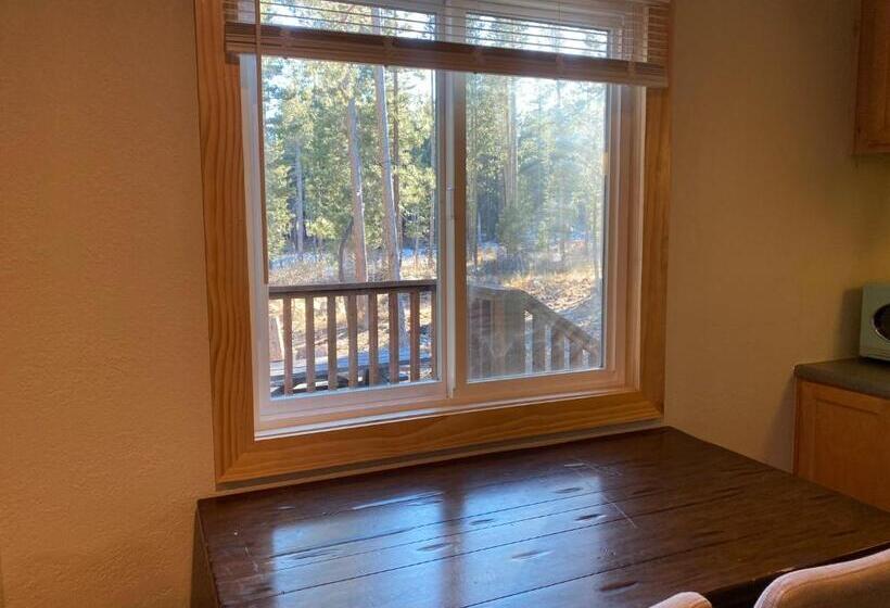 豪华套房, Cinnamon Bear Inn