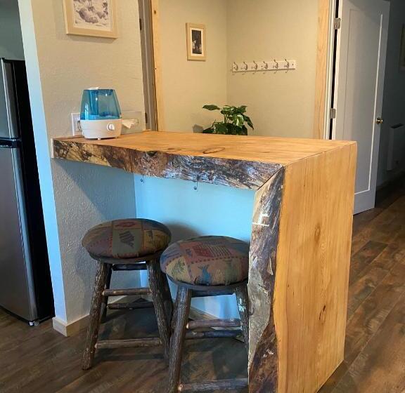 豪华套房, Cinnamon Bear Inn