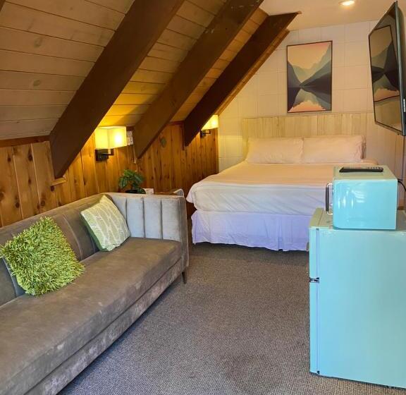 带大床的标准间, Cinnamon Bear Inn