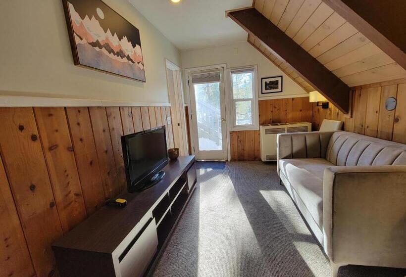 带大床的标准间, Cinnamon Bear Inn