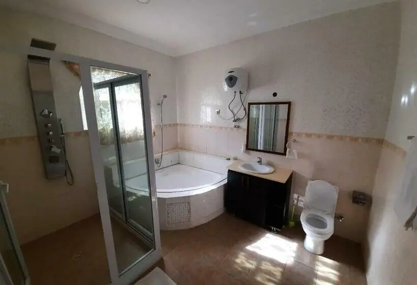 اتاق استاندارد با تخت بزرگ, Afri Royal