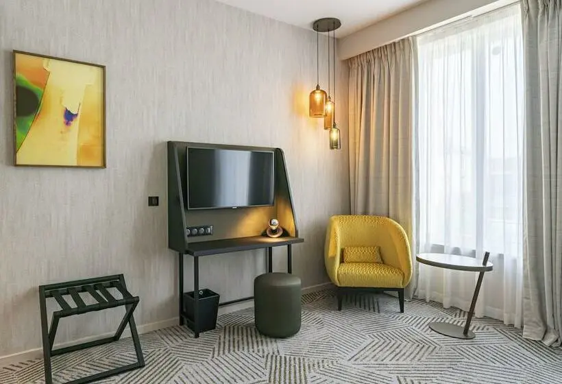 سوئیت جونیور با چشم‌انداز, La Caserne Chanzy Hotel & Spa, Autograph Collection