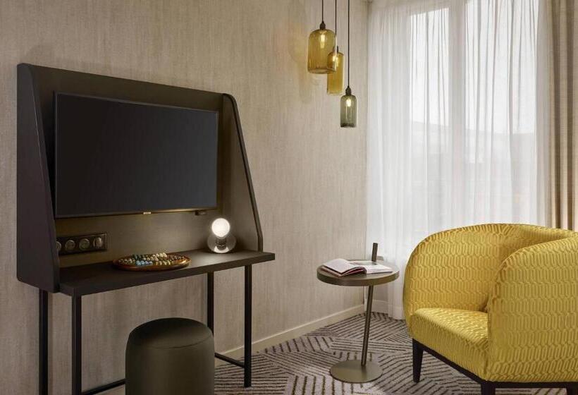 Номер Executive Кровать Кинг, La Caserne Chanzy Hotel & Spa, Autograph Collection
