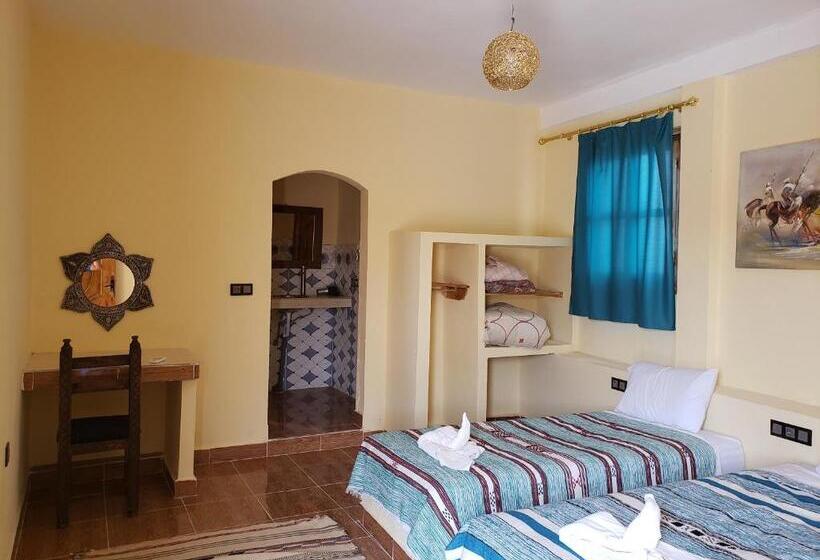 اتاق استاندارد چهار تخته, Riad Hotel Les Flamants