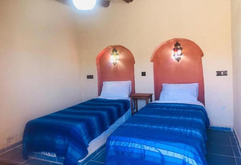 اتاق استاندارد سه نفره, Riad Hotel Les Flamants