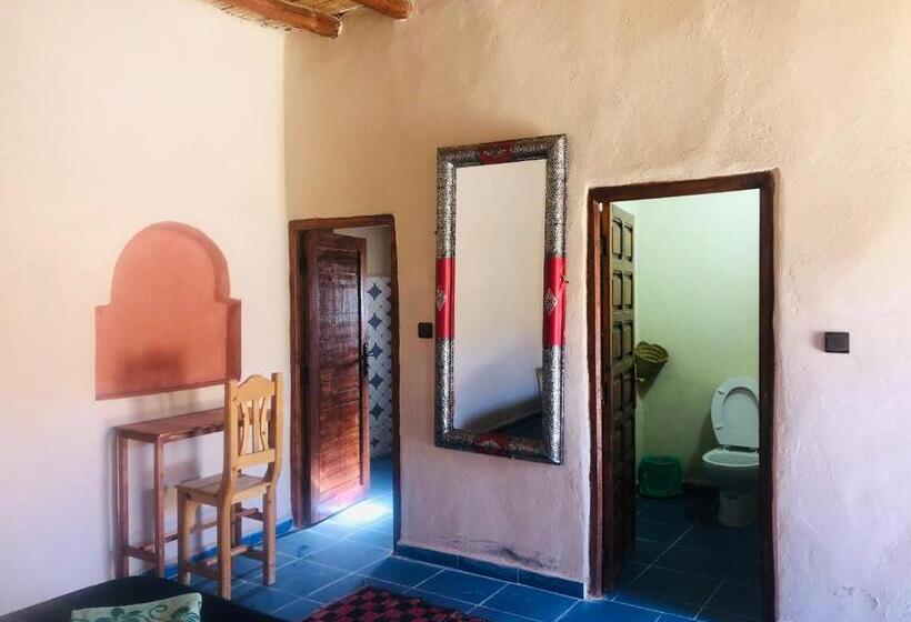 اتاق استاندارد سه نفره, Riad Hotel Les Flamants