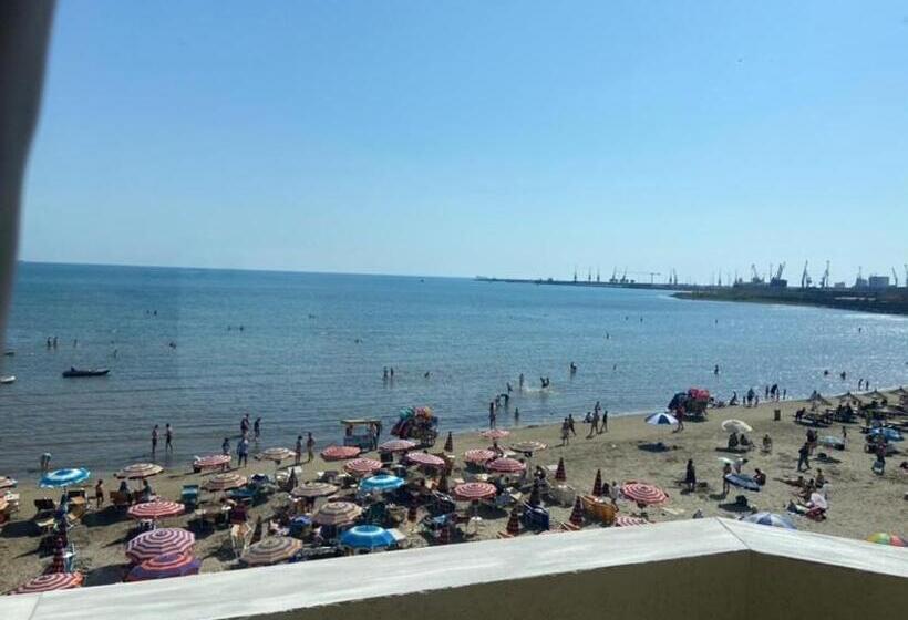 Triple Room Sea View, Tirona