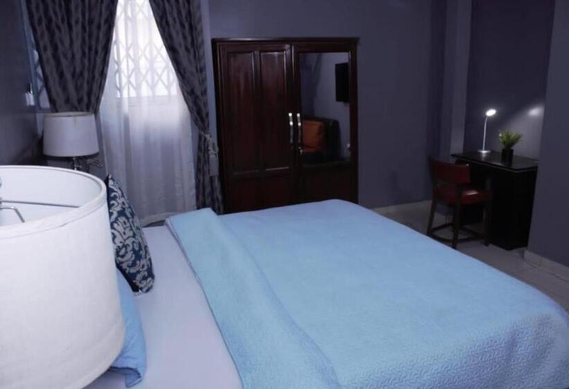 سوییت اجرایی, Lady M Guest House