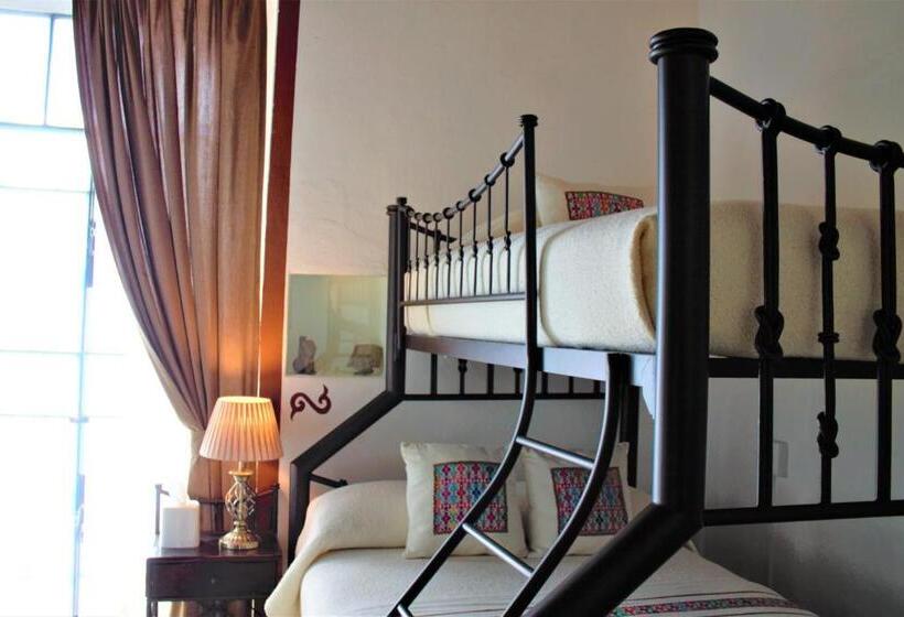 חדר סטנדרט לשלושה, Quinta Alhóndiga Galindo Hotel Boutique