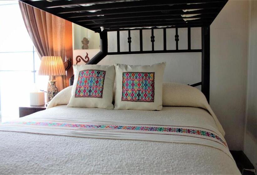 اتاق استاندارد سه نفره, Quinta Alhóndiga Galindo Hotel Boutique