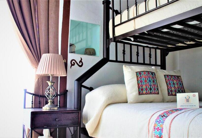 חדר סטנדרט לשלושה, Quinta Alhóndiga Galindo Hotel Boutique