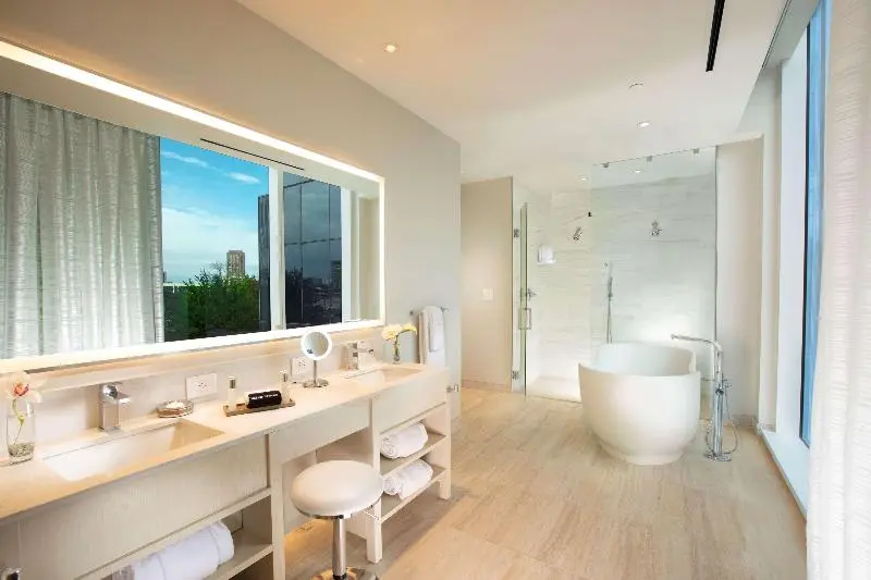 Suite Adapted for people with reduced mobility