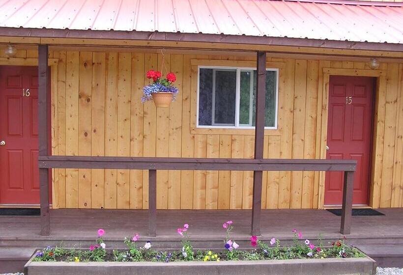 غرفة قياسية رباعية, White Moose Lodge