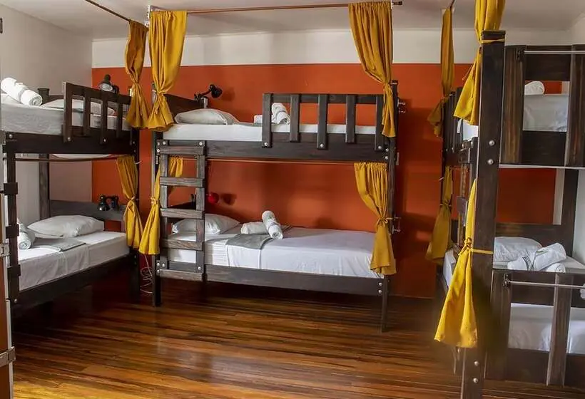 تختخواب در اتاق مشترک, Eco Stay Hostel