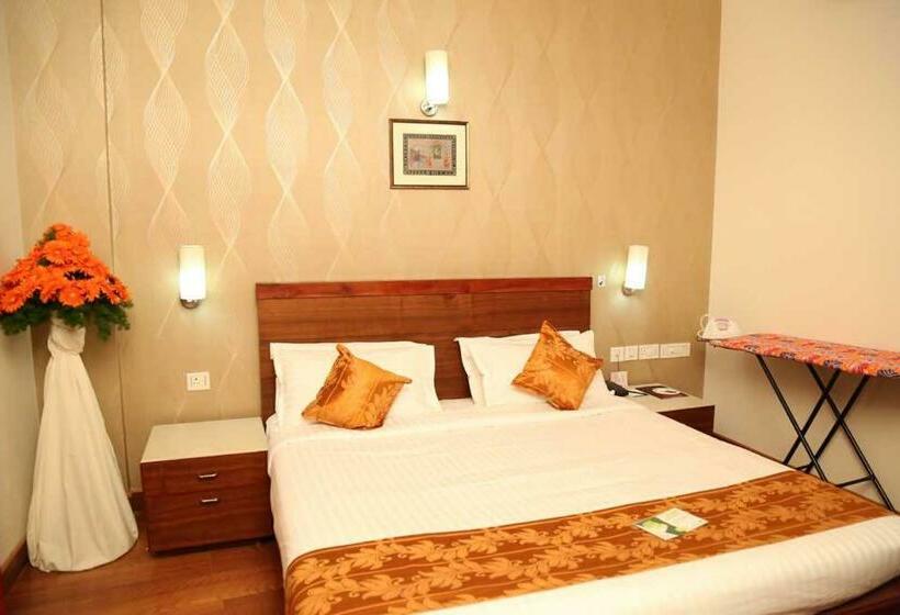 סוויטה דלוקס, Kallada Hotels