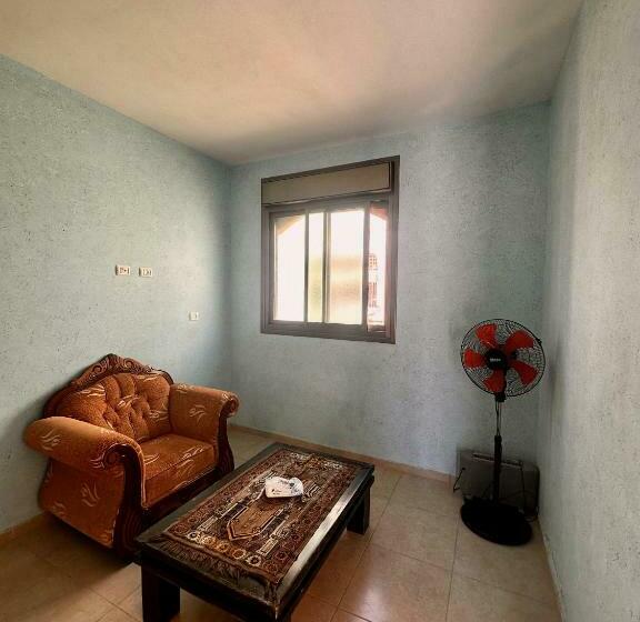 آپارتمان 1 خوابه با تراس, Hebron Hope Guesthouse