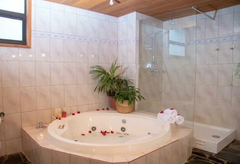 デラックススイート, Casa Marron