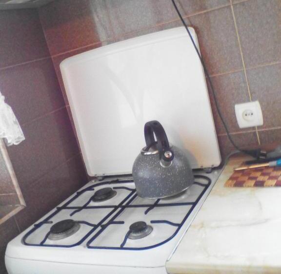 اتاق لوکس خانوادگی, Kapana