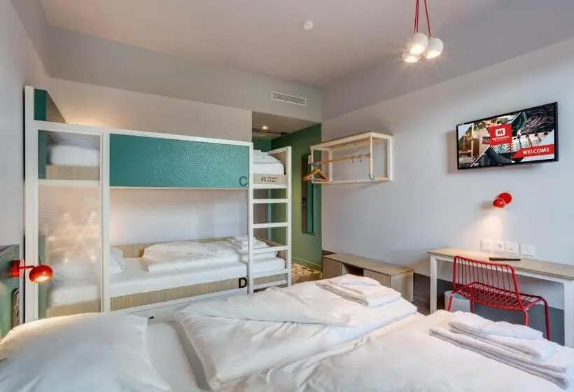 スタンダード４人部屋, Meininger Hotel Paris Porte De Vincennes