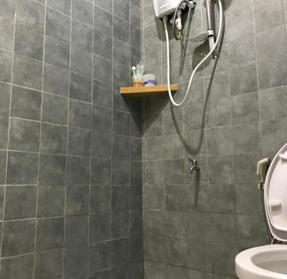 اتاق استاندارد, Meow Hotel & Cafe