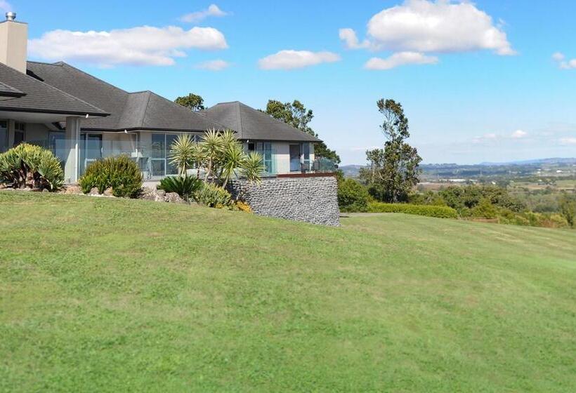 Люкс 2 Спальни, Quail Lodge