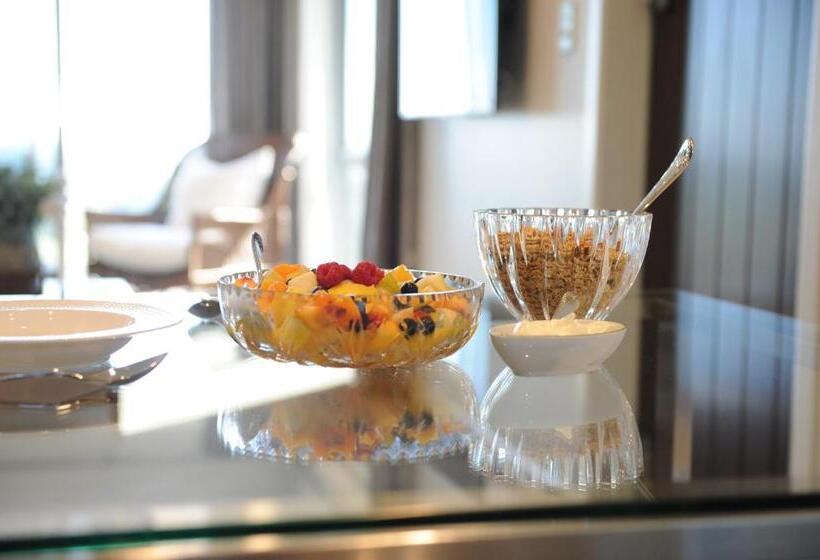 Люкс 2 Спальни, Quail Lodge