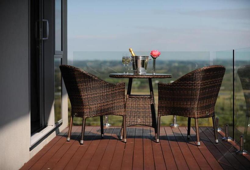 Люкс 2 Спальни, Quail Lodge