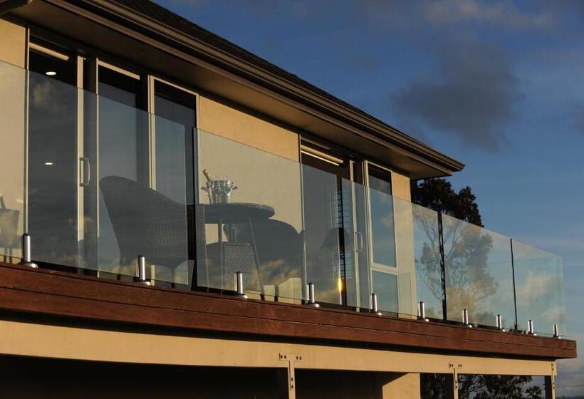 Люкс 2 Спальни, Quail Lodge