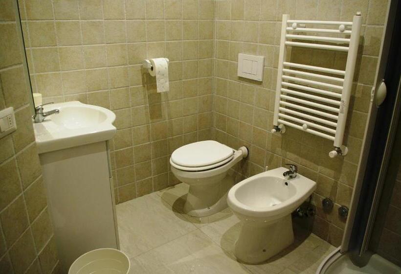 استودیوی استاندارد, Business Home Piazza Cesare Battisti B&b Residence